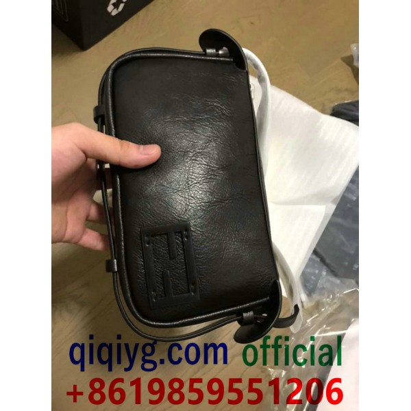 qiqiyg.com Официален Whatsapp:+8619859551206 Топ доставчик на модни дрехи, обувки, чанти, аксесоари на едро Най-добра цена Qiqi-158