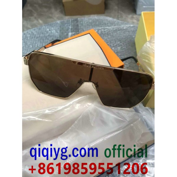 qiqiyg.com Официален Whatsapp:+8619859551206 Топ доставчик на модни дрехи, обувки, чанти, аксесоари на едро Най-добра цена Qiqi-305