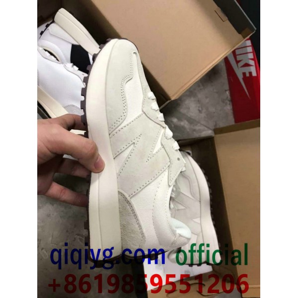 qiqiyg.com Официален Whatsapp:+8619859551206 Топ доставчик на модни дрехи, обувки, чанти, аксесоари на едро Най-добра цена Qiqi-318