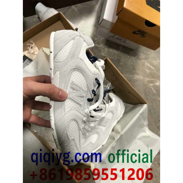 qiqiyg.com Официален Whatsapp:+8619859551206 Топ доставчик на модни дрехи, обувки, чанти, аксесоари на едро Най-добра цена Qiqi-557