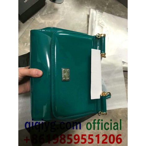qiqiyg.com Официален Whatsapp:+8619859551206 Топ доставчик на модни дрехи, обувки, чанти, аксесоари на едро Най-добра цена Qiqi-559