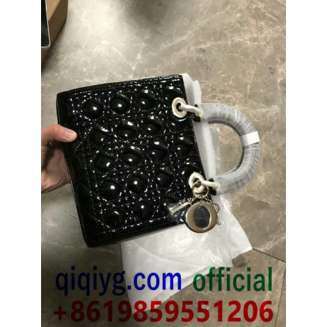 qiqiyg.com Официален Whatsapp:+8619859551206 Топ доставчик на модни дрехи, обувки, чанти, аксесоари на едро Най-добра цена Qiqi-581