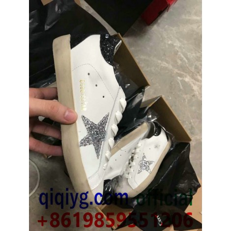 qiqiyg.com Официален Whatsapp:+8619859551206 Топ доставчик на модни дрехи, обувки, чанти, аксесоари на едро Най-добра цена Qiqi-597
