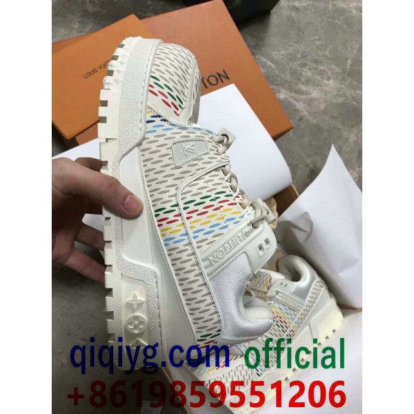 qiqiyg.com Официален Whatsapp:+8619859551206 Топ доставчик на модни дрехи, обувки, чанти, аксесоари на едро Най-добра цена Qiqi-758