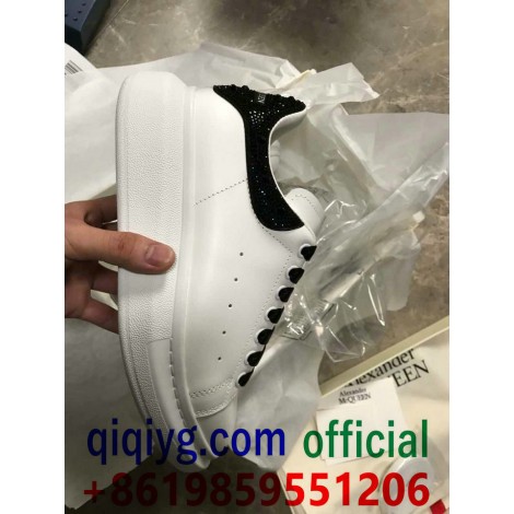 qiqiyg.com Официален Whatsapp:+8619859551206 Топ доставчик на модни дрехи, обувки, чанти, аксесоари на едро Най-добра цена Qiqi-789